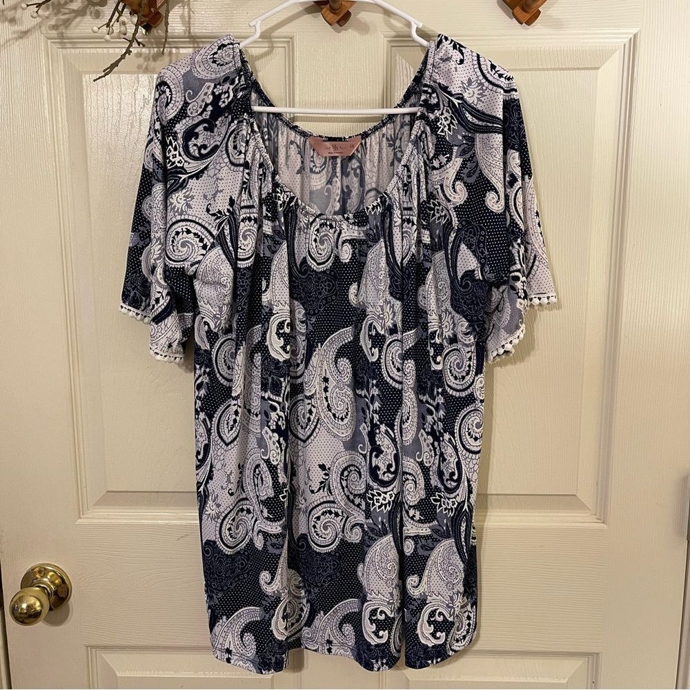 SJS Blue and White Flutter Sleeve Blouse